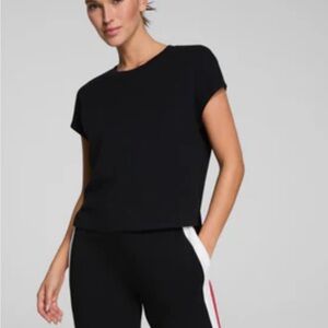 New with tags SPANX AirEssentials® Cap Sleeve Tee. Large. Very Black.